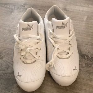 NWOT Puma White Running Shoes Size 8
